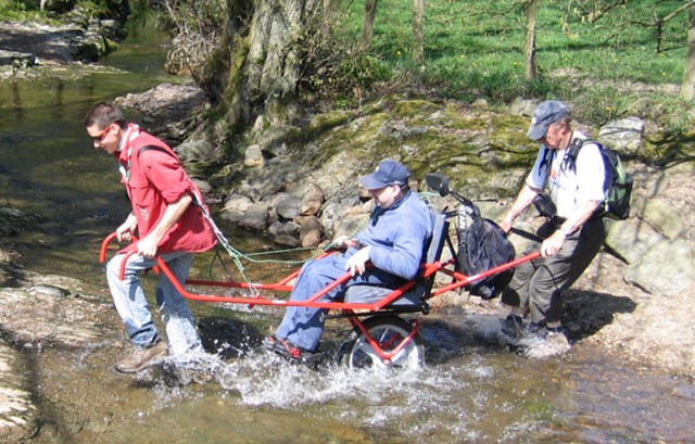 Randonnée sportive avec joëlettes à Solwaster en 2007