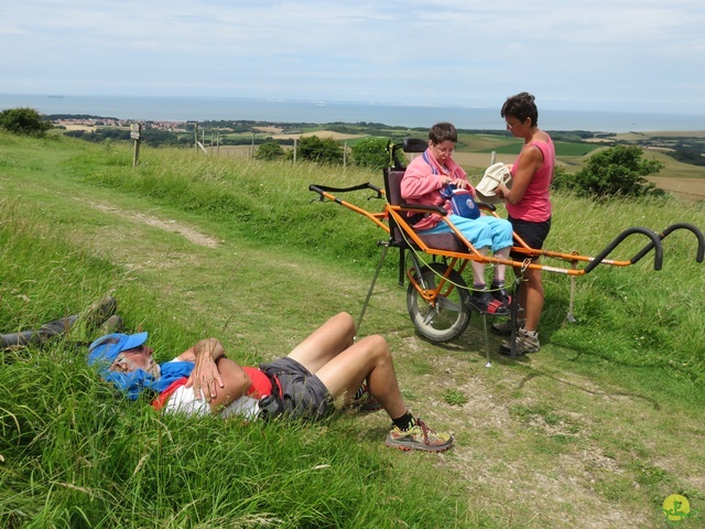 Randonnée joëlettes à Escalles