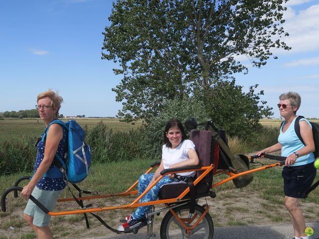 Randonnée joëlettes à Leffinge